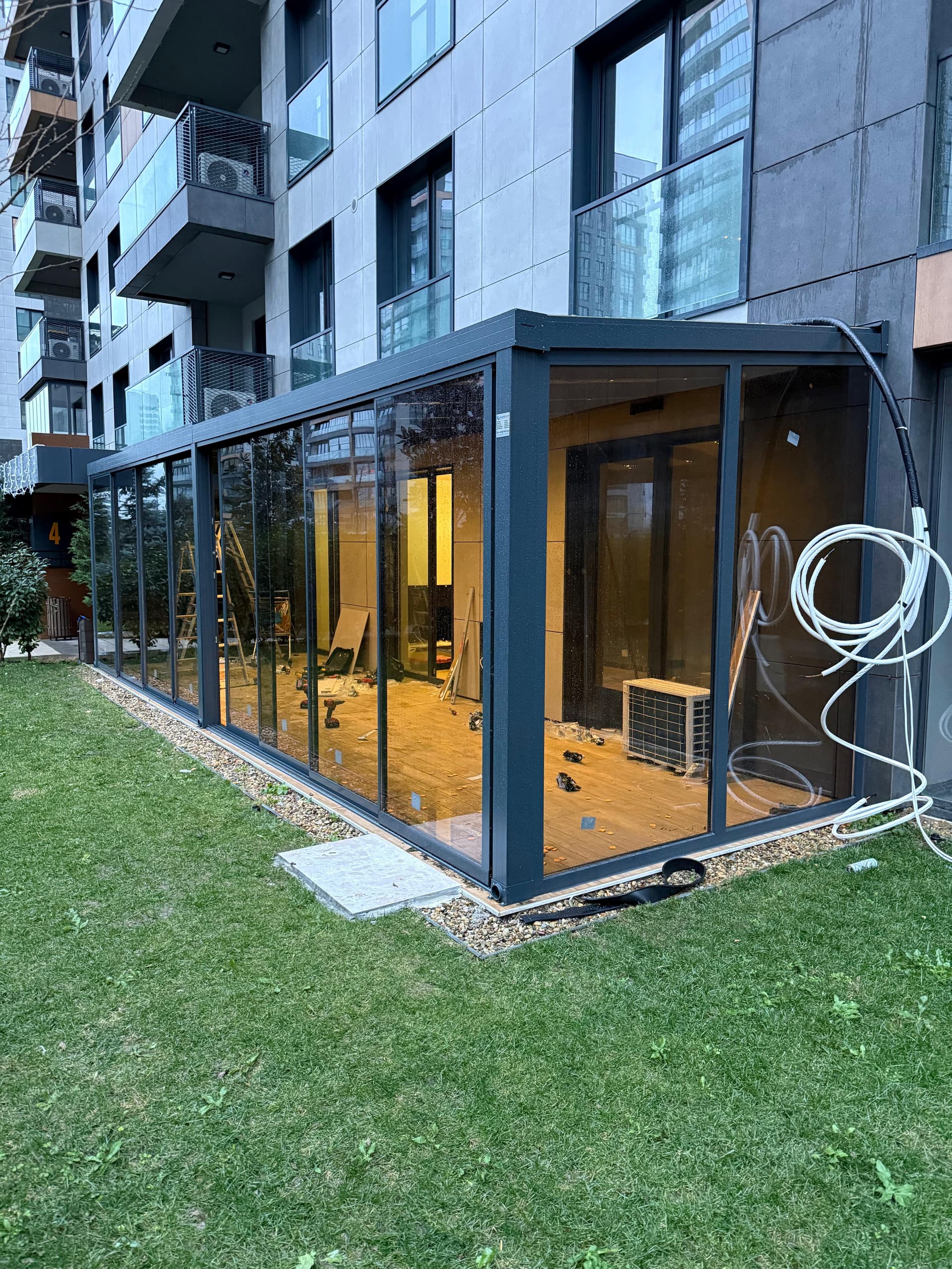 Lüks bioklimatik tavan projesi